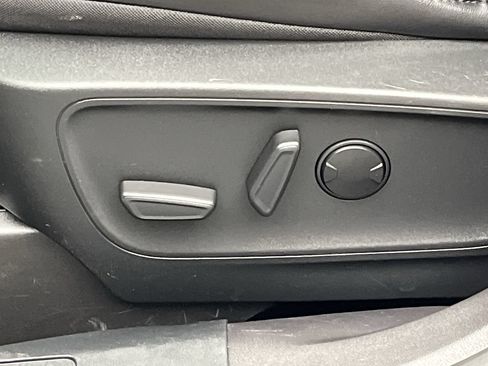 Used 2023 Ford Escape ST-Line Select w/ Tech Pack #1 AWD/4WD image 10