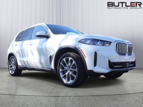 New 2026 BMW X5 sDrive40i w/ Premium Package RWD image 9