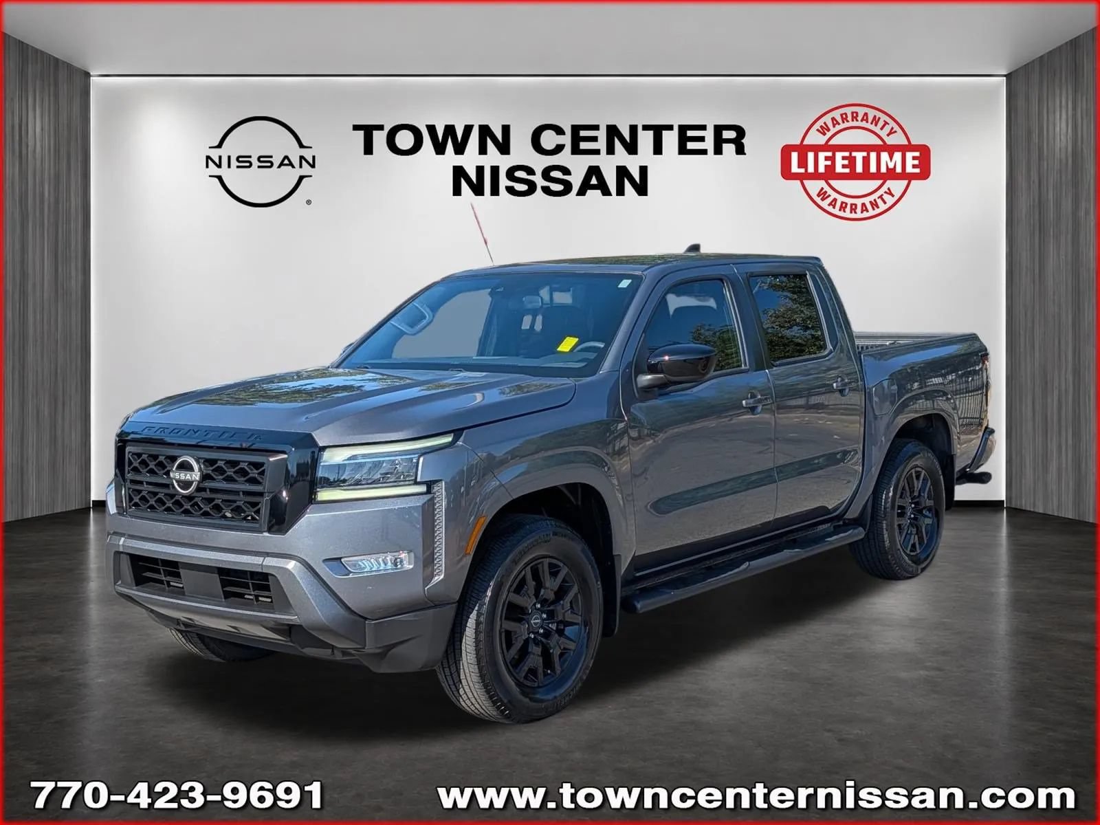 Used 2023 Nissan Frontier SV w/ Midnight Edition Package RWD image 3
