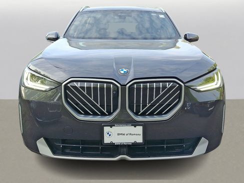 Used 2025 BMW X3 xDrive30 w/ Premium Package AWD/4WD image 2