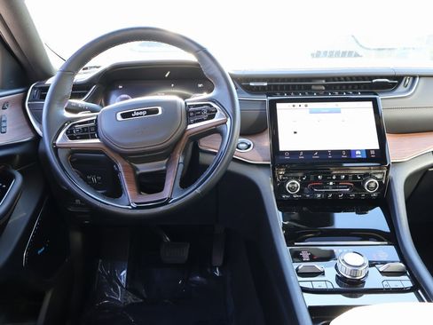 Used 2022 Jeep Grand Cherokee Summit w/ Adv Protech Group IV image 19