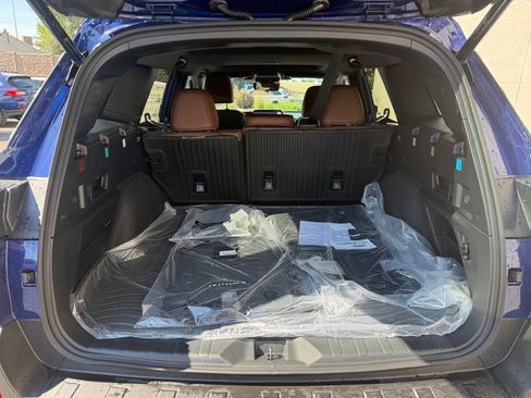 New 2026 Subaru Outback Touring AWD/4WD image 31