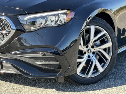 New 2026 Mercedes-Benz E 350 4MATIC Sedan image 4