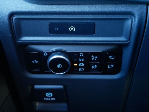 Used 2025 Ford F150 XLT w/ Equipment Group 302A MID image 26