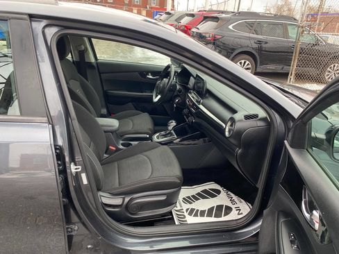 Used 2019 Kia Forte S image 35