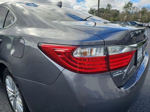 Used 2015 Lexus ES 350 w/ Luxury Package image 36