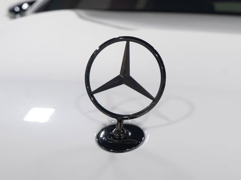 Used 2026 Mercedes-Benz Maybach GLS 600 4MATIC image 17