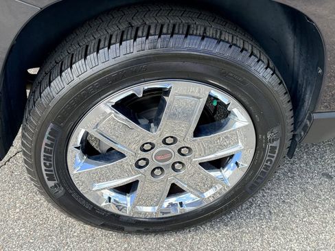 Used 2017 GMC Acadia Limited SLT image 12