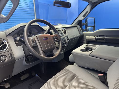Used 2015 Ford F250 XLT w/ XLT Value Package RWD image 11