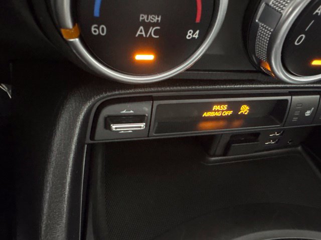 Used 2019 MAZDA MX-5 Miata RF Grand Touring RWD image 28