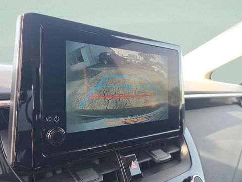 Used 2023 Toyota Corolla LE FWD image 16