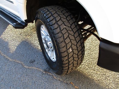 Used 2021 Ford F250 XL w/ STX Appearance Package image 30