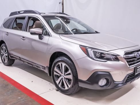 Used 2018 Subaru Outback 3.6R Limited image 5
