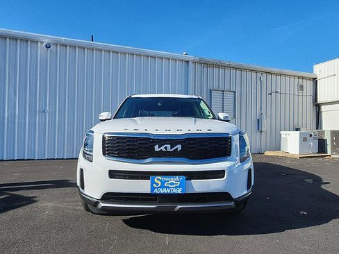 Used 2022 Kia Telluride S image 8