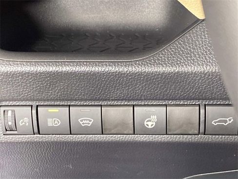 Used 2024 Toyota RAV4 XLE image 20