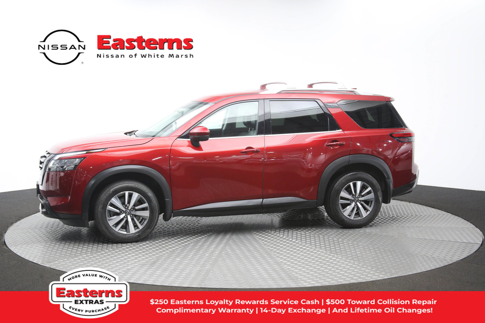 Used 2023 Nissan Pathfinder SL w/ Lighting Package (N92) AWD/4WD image 54