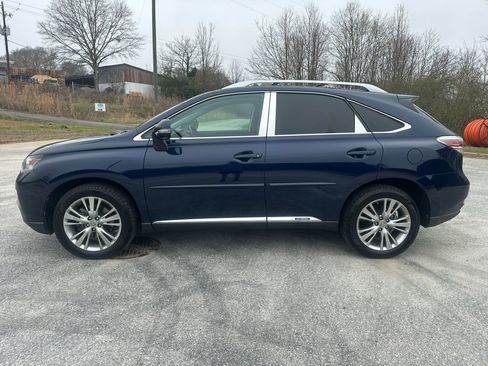 Used 2015 Lexus RX 450h AWD image 2