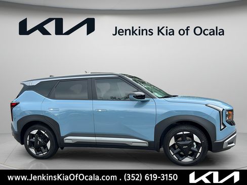 New 2027 Kia Seltos S FWD image 2