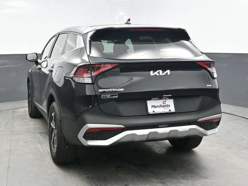 Used 2023 Kia Sportage LX AWD/4WD image 5