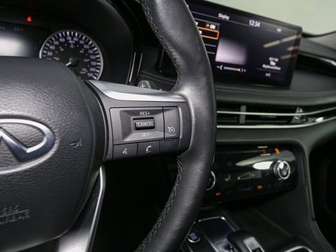 Used 2023 INFINITI QX60 Pure image 31