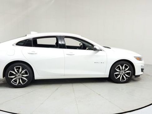 Used 2023 Chevrolet Malibu RS image 6