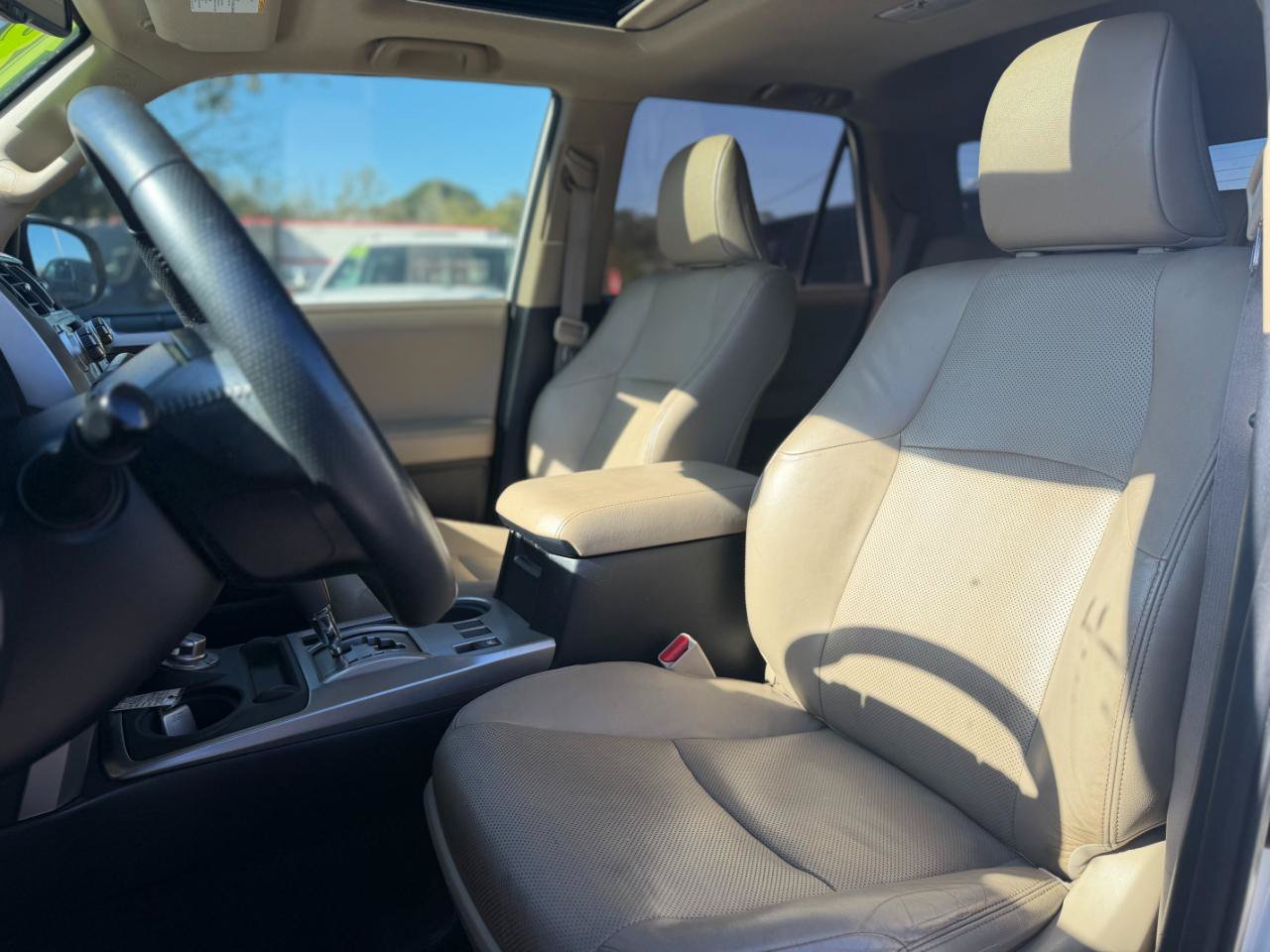 Used 2018 Toyota 4Runner Limited AWD/4WD image 16
