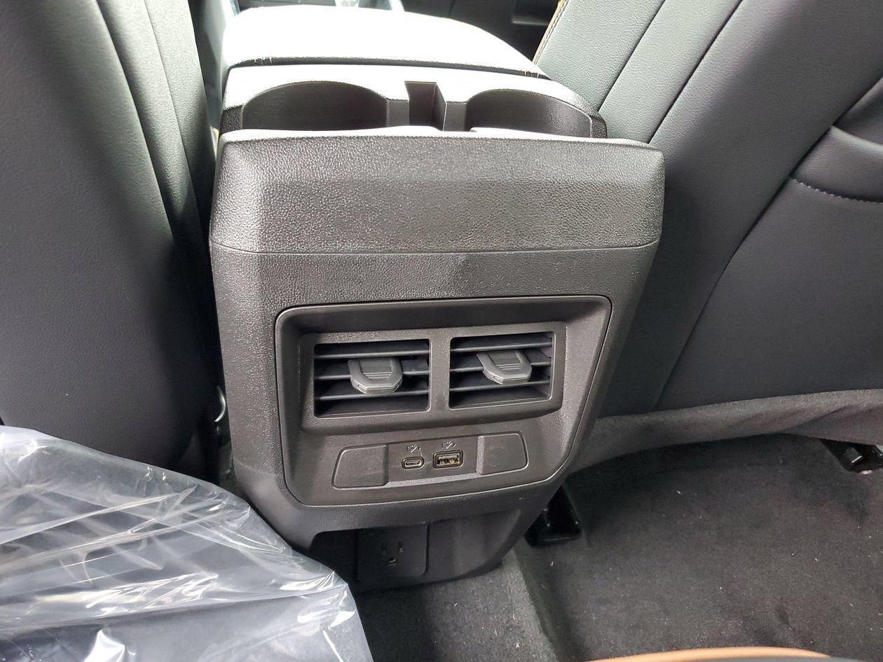 New 2026 GMC Canyon AT4 AWD/4WD image 16
