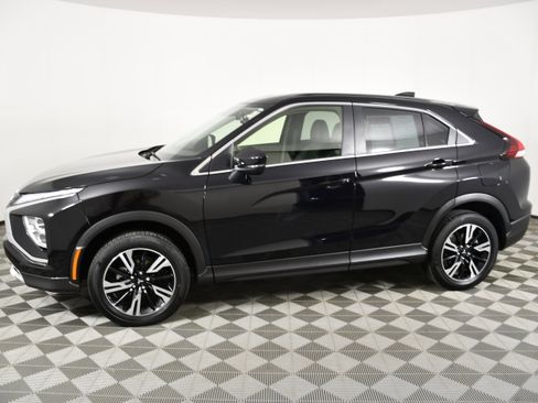 Used 2024 Mitsubishi Eclipse Cross SE AWD/4WD image 9