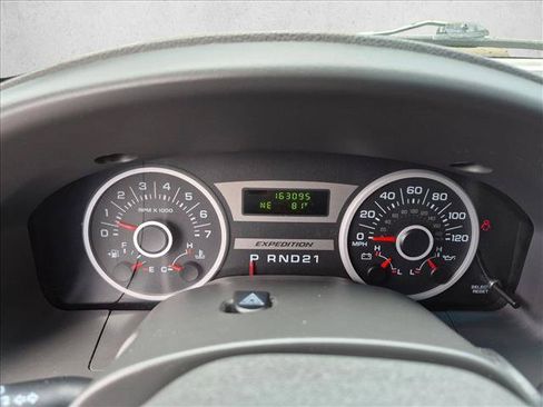 Used 2006 Ford Expedition XLT RWD image 10