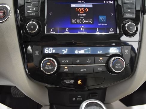 Used 2021 Nissan Rogue Sport SV AWD/4WD image 20