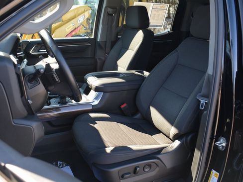 Used 2022 Chevrolet Silverado 1500 RST image 9