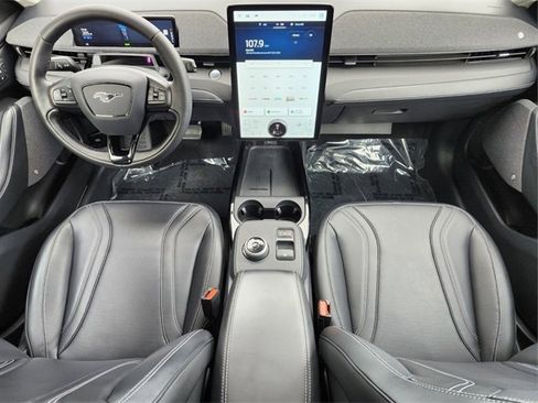 Certified 2022 Ford Mustang Mach-E Premium image 12