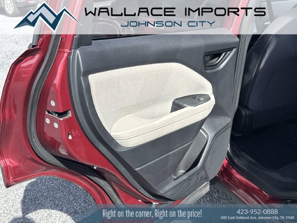 Used 2025 Subaru Forester AWD/4WD image 30
