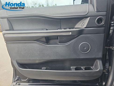 Used 2019 Ford Expedition Max XLT w/ Equipment Group 201A image 28