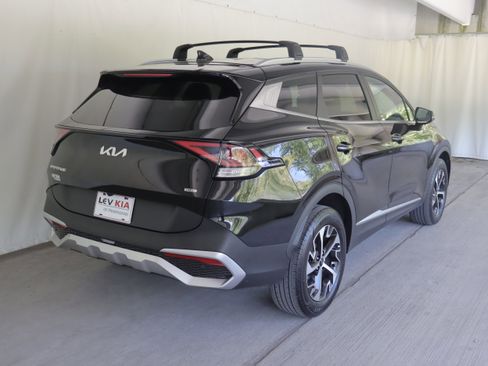 Used 2023 Kia Sportage EX AWD/4WD image 6