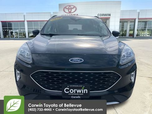 Used 2020 Ford Escape Titanium AWD/4WD image 8