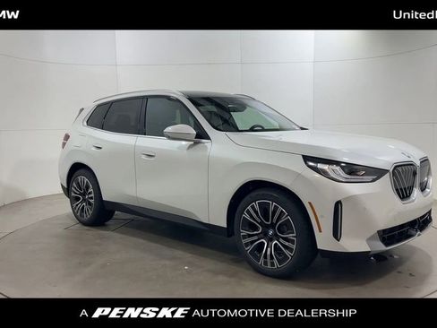 New 2025 BMW X3 xDrive30i w/ Premium Package image 2