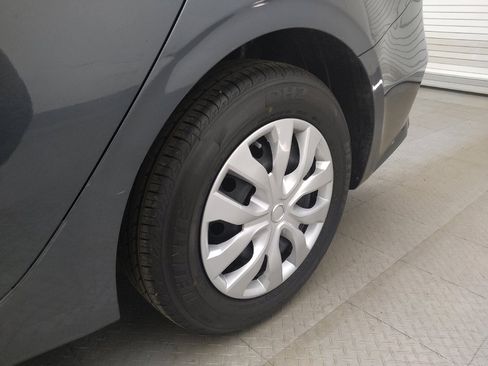 Used 2024 Kia Forte LX FWD image 31