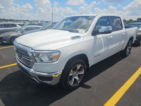 Used 2024 RAM 1500 Laramie AWD/4WD image 1