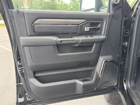 New 2026 RAM 3500 Limited AWD/4WD image 28