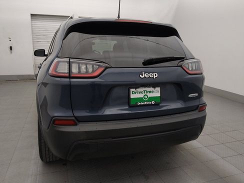 Used 2021 Jeep Cherokee Latitude w/ Mopar Interior Package FWD image 6