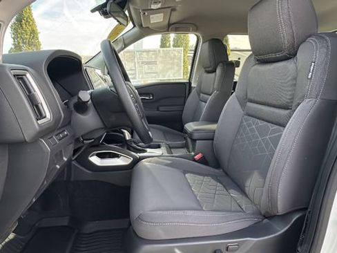 Certified 2025 Nissan Frontier SV image 26