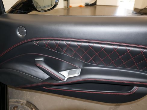Used 2017 Ferrari California T RWD image 50
