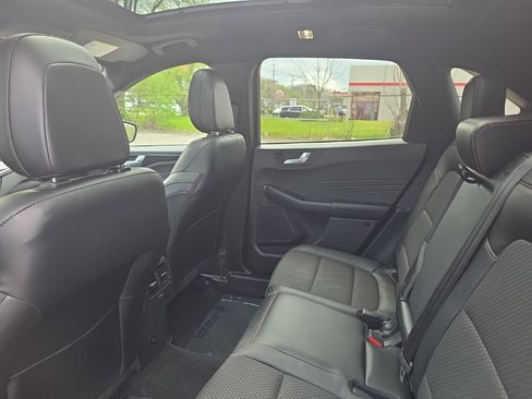 Certified 2024 Ford Escape ST-Line w/ Tech Pack #1 image 16