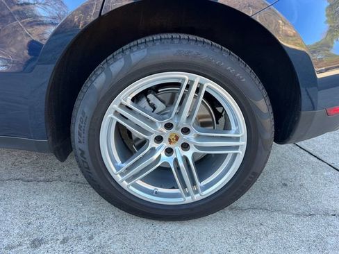 Used 2016 Porsche Macan S image 39