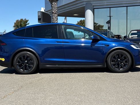 Used 2022 Tesla Model X AWD/4WD image 5