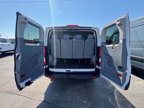 Used 2015 Ford Transit 350 XLT image 22