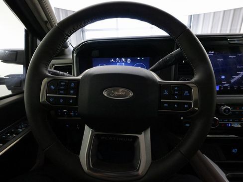 Used 2026 Ford F250 Platinum w/ Platinum Plus Package image 22