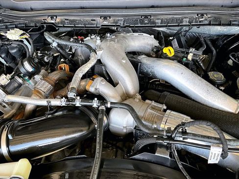 Used 2024 Ford F250 Lariat w/ Lariat Ultimate Package image 32