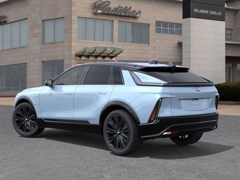 New 2026 Cadillac Lyriq Sport image 9
